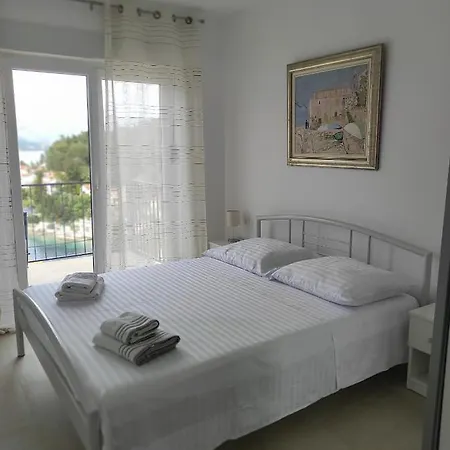 Voljana Apartamento