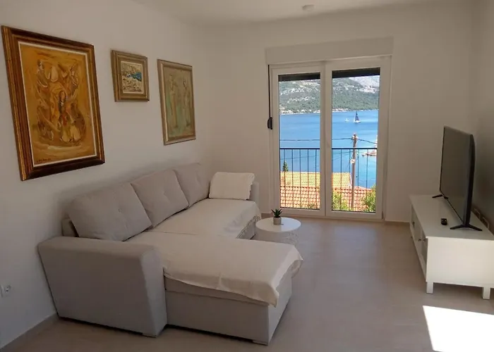 Voljana Apartment *